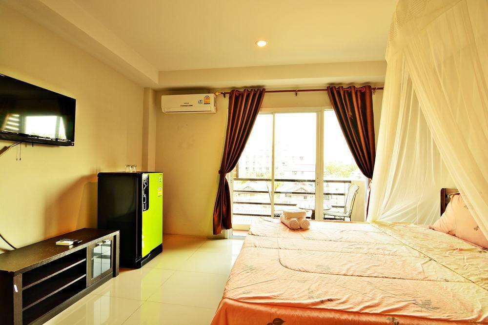 The Day Hotel Csonburi Kültér fotó