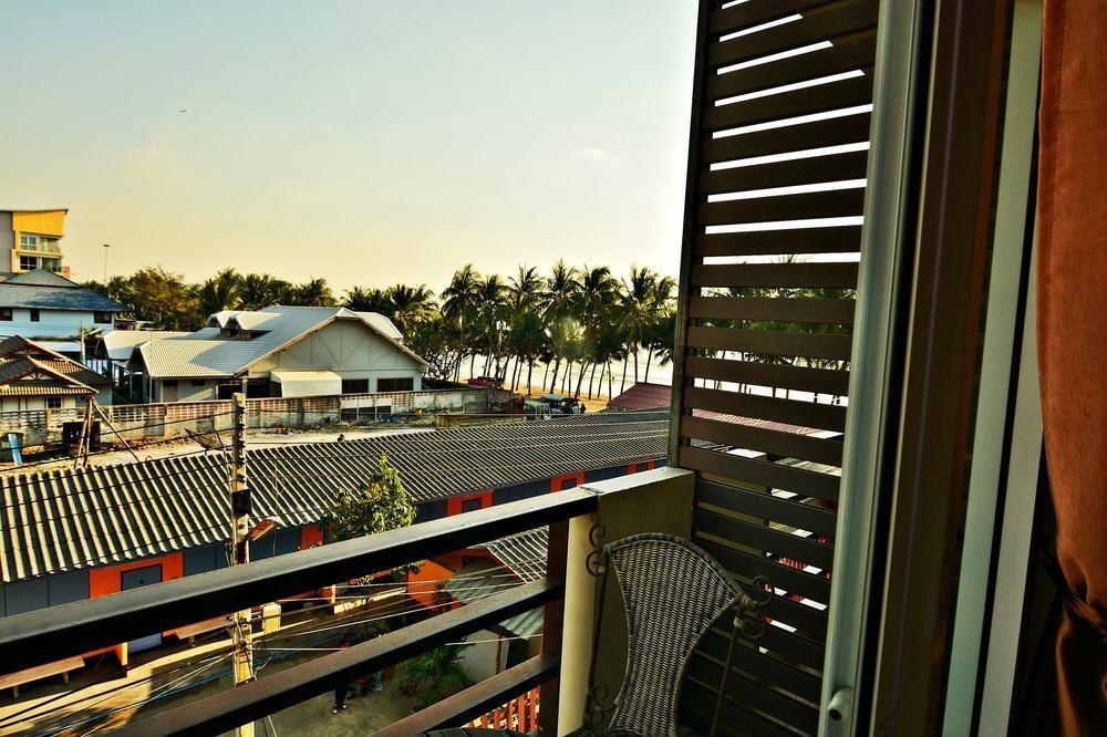 The Day Hotel Csonburi Kültér fotó